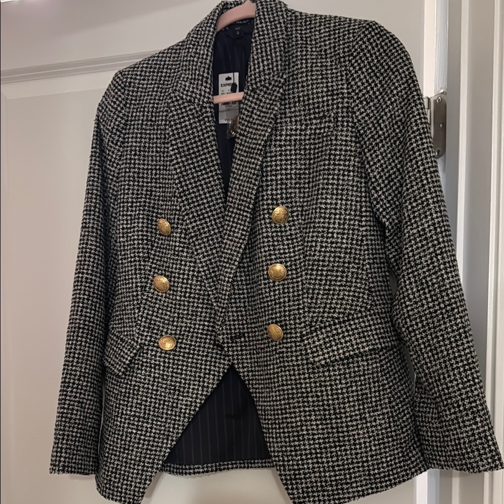 Stylish Black and White Blazer with Gold Buttons